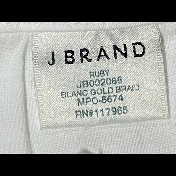 J BRAND
RUBY HIGH-RISE CIGARETTE JEANS - Picture 8 of 11